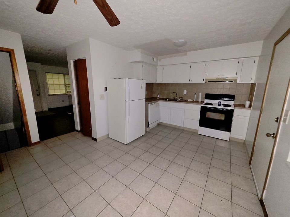 1st image of 2644 Sandbury Blvd