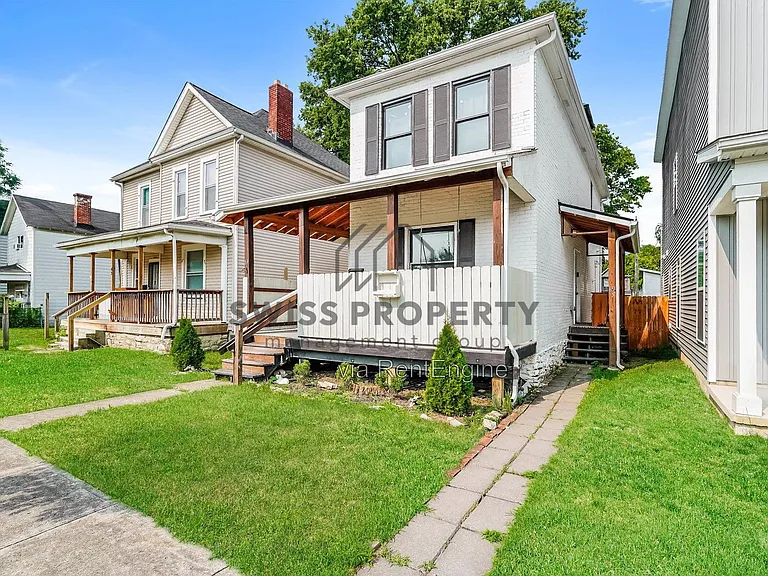 69 Chicago Ave — Photo 2