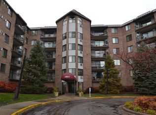 2601 Kenzie Ter APT 429, Saint Anthony, MN 55418