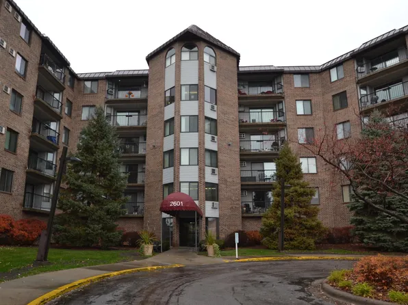 2601 Kenzie Ter APT 429, Saint Anthony, MN 55418