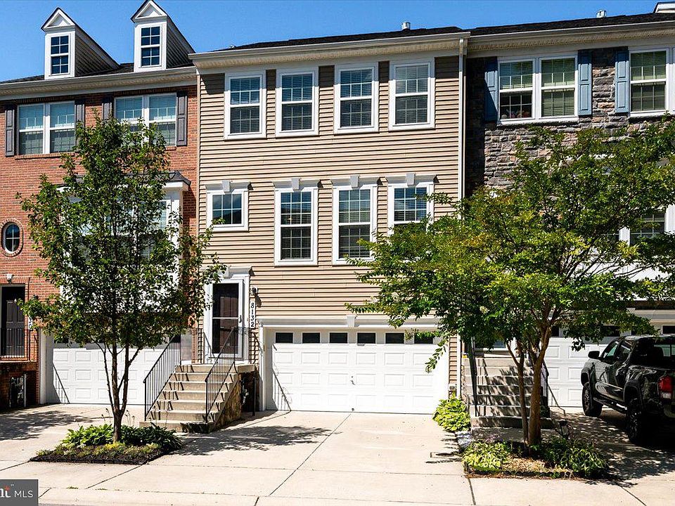 1st image of 8132 Villaggio Dr