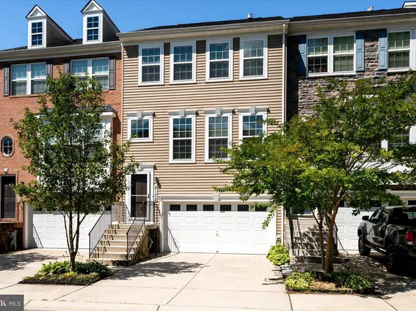 8132 Villaggio Dr, Millersville, MD 21108