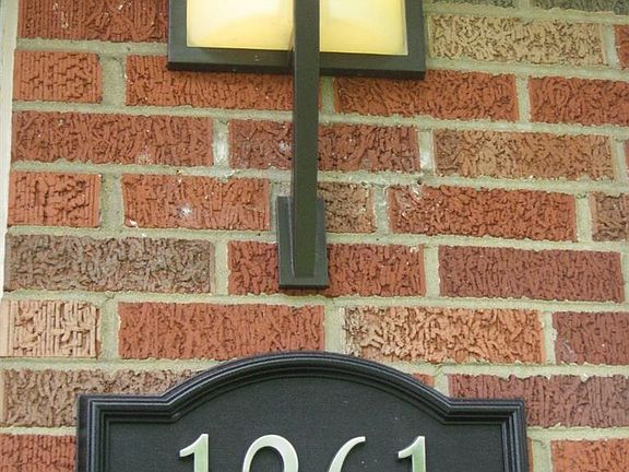 2nd image of 1261 Oak Knoll Dr