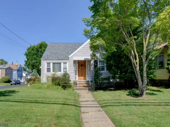 438 W 5th Ave, Roselle Boro, NJ 07203