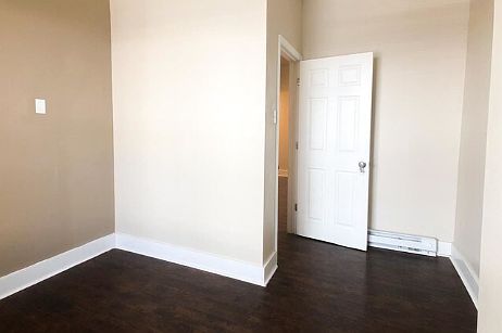 1st image of 5138 Ludlow St #1