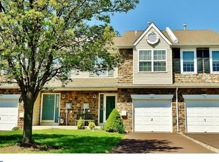 587 Blackmoor Ct, Harleysville, PA 19438