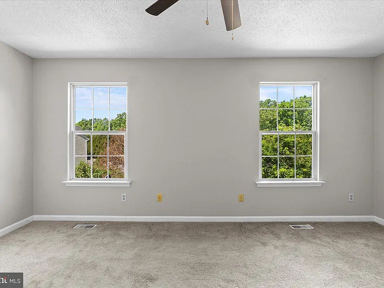 229 Sherando Cir — Photo 26
