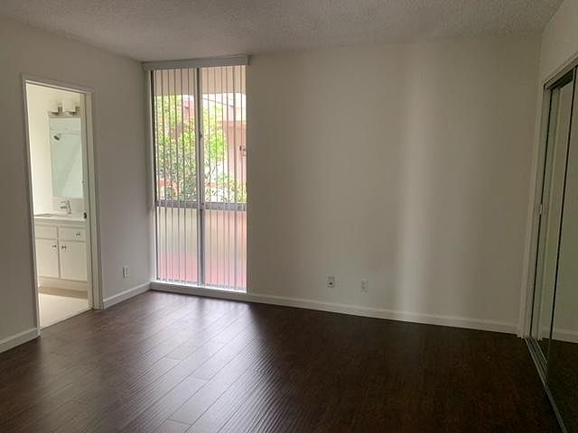 1st image of 1932 Overland Ave #301