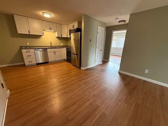 3rd image of 5 Turnpike Rd APT 231