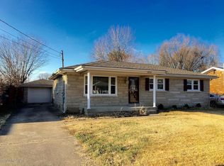 11810 Dearing Woods Dr, Louisville, KY 40272