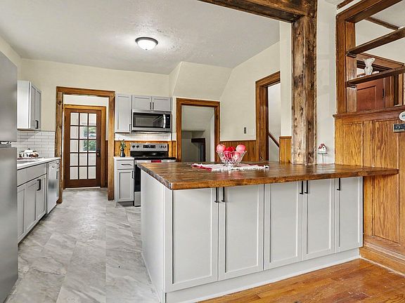 4th image of 602 Rynearson St