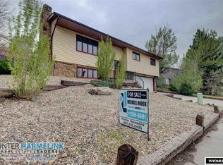 3100 Ridgecrest Dr, Casper, WY 82604