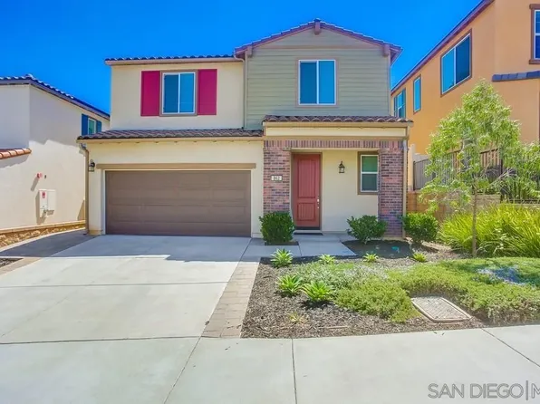 862 Brookdale Dr, Vista, CA 92081