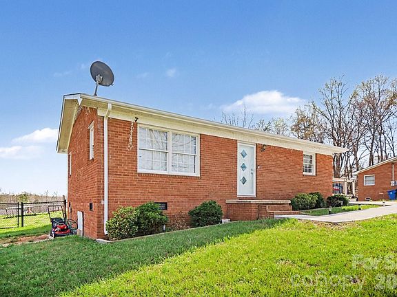 2nd image of 6408 River Bend Rd