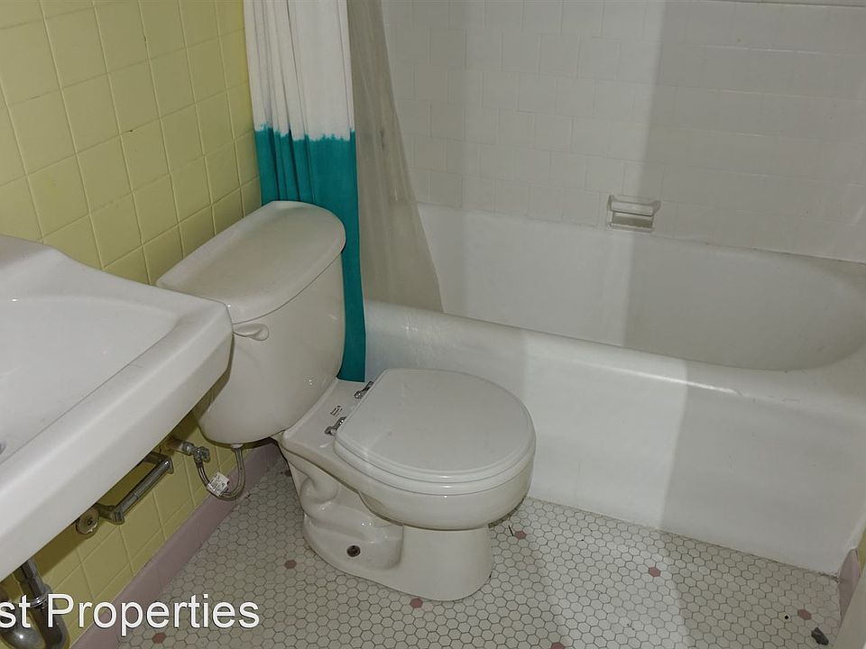 1st image of 2125 Hearst Ave APT 5