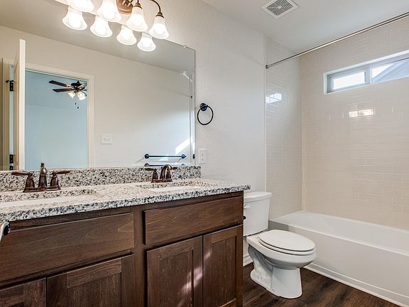 5th image of 10338 W Lynwood Ave #101
