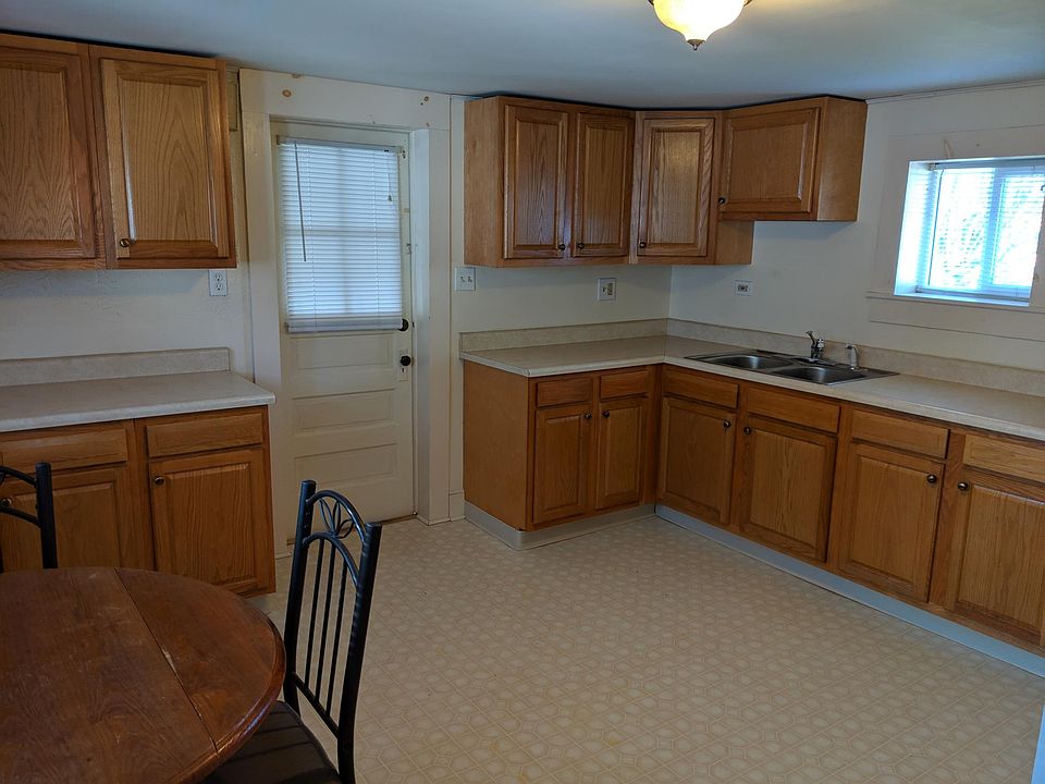 1st image of 107 Horseheads Blvd