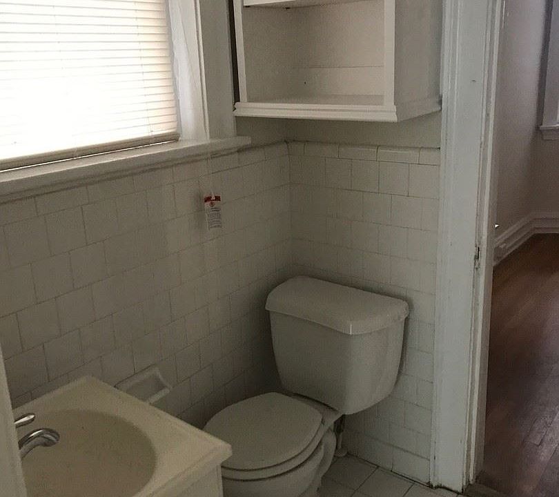 1st image of 3000 Monument Ave APT 06