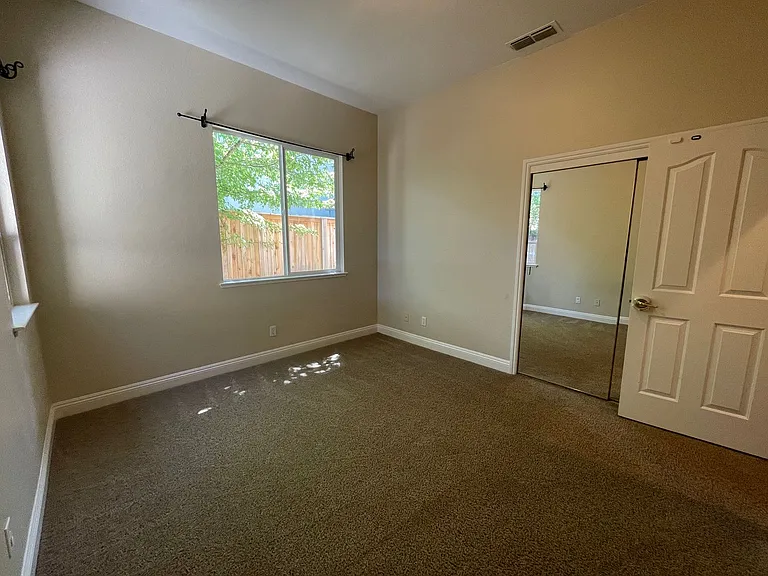 1124 Widgeon Ct — Photo 22