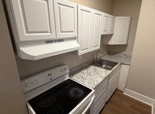 46 Irving St APT 4, Worcester, MA 01609