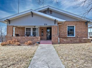 319 S 2nd St, Arkansas City, KS 67005