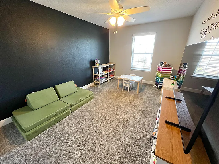 1585 Chelsea Manor Cir — Photo 24