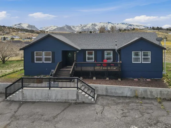 285 Country Club Pkwy, Spring Creek, NV 89815