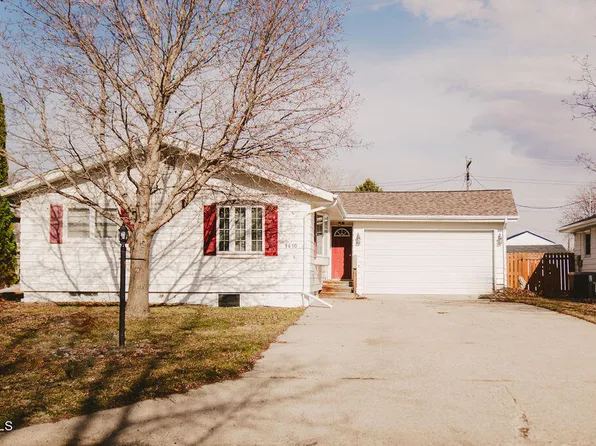 1410 5th Ave NE, Jamestown, ND 58401