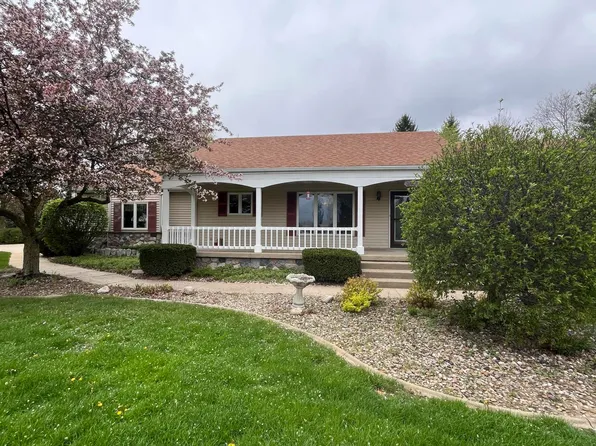 20350 Old 205, Edwardsburg, MI 49112