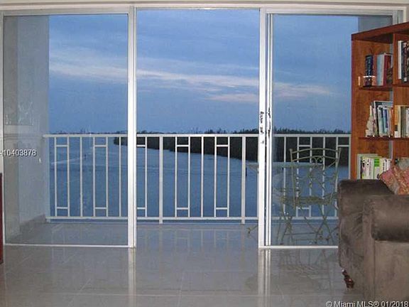 2nd image of 300 Bayview Dr APT 604