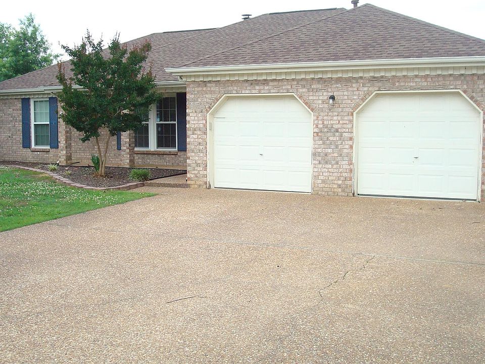 1st image of 600 McGivney Ct