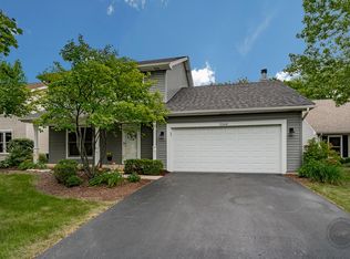 2268 Briarhill Dr, Naperville, IL