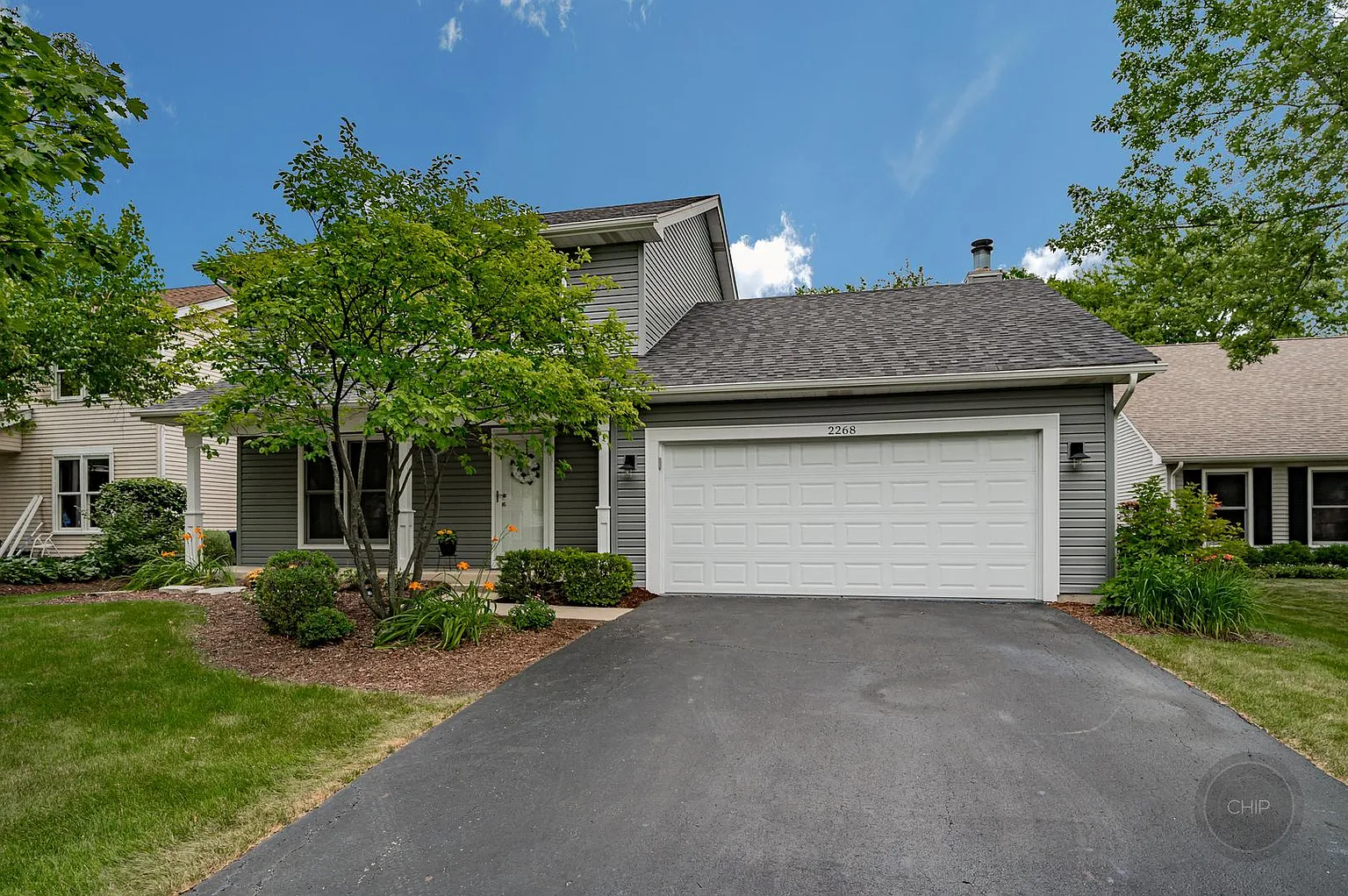 2268 Briarhill Dr photo 1