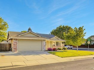 732 Syracuse Dr, Vacaville, CA 95687