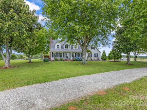 333 Lambs Grill Rd, Rutherfordton, NC 28139