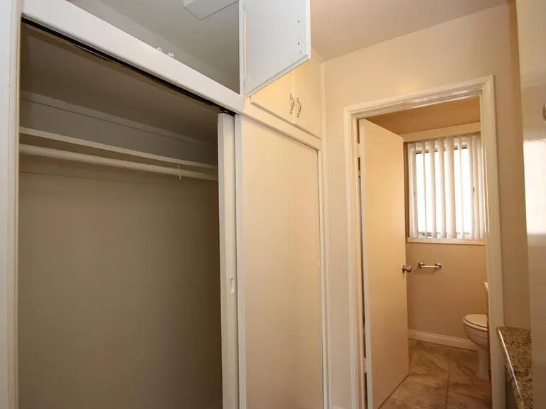 343 S Madison Ave #8 — Photo 9