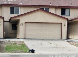 758 8th Ave S #758, Hopkins, MN 55343