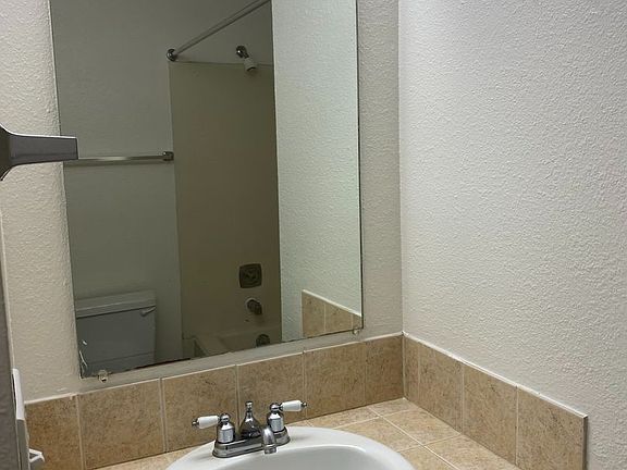4th image of 10804 157th Street Ct E #10902-2