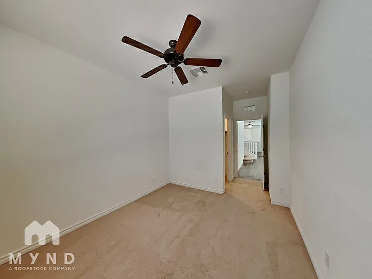 7825 Flintshire Ct — Photo 11