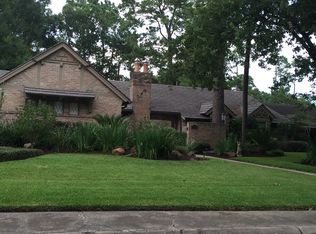 10302 Green Tree Rd, Houston, TX 77042