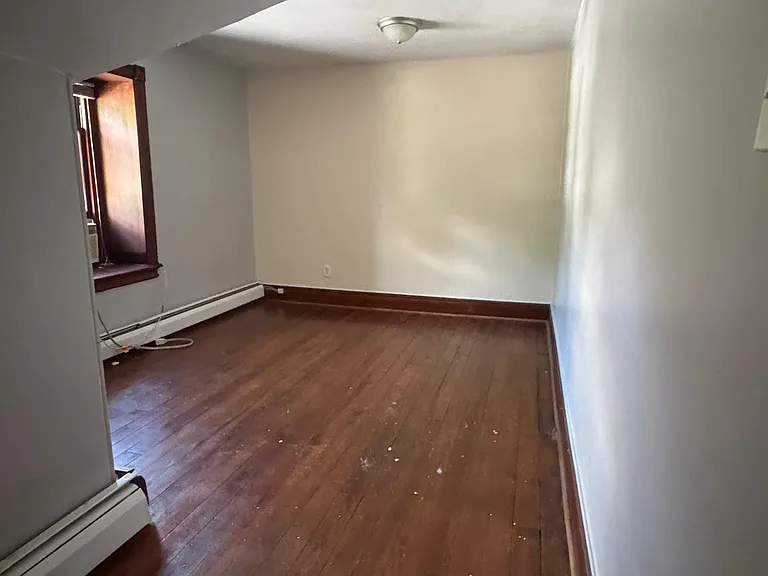 203 Bridge St — Photo 12