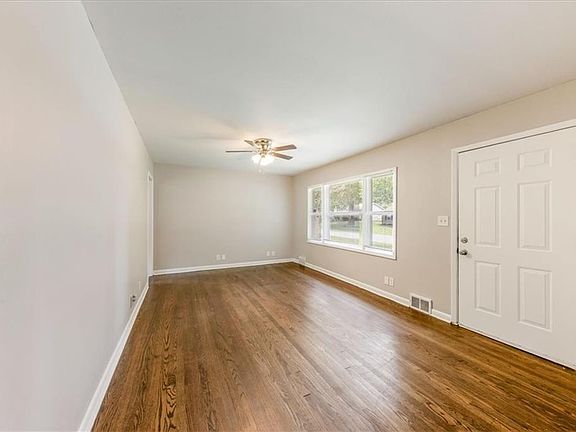 3rd image of 11108 Norby Rd