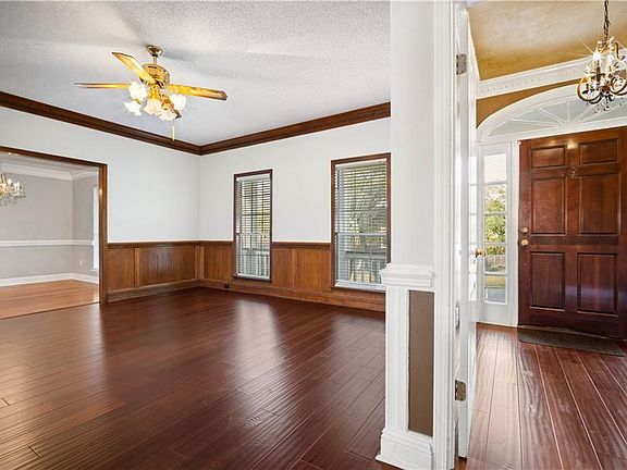 5th image of 1337 Carson Rd W