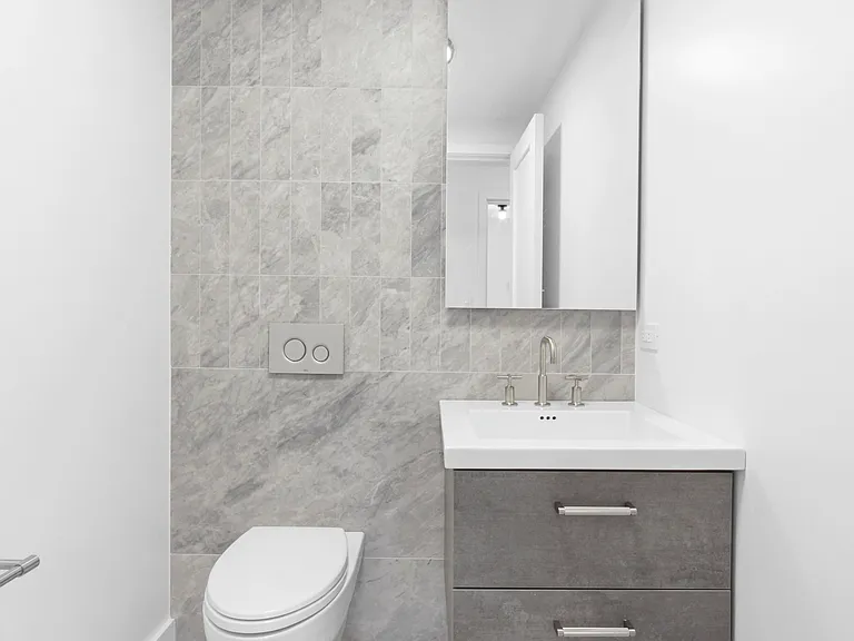920 Park Ave #15-C — Photo 8