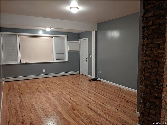 4th image of 20 Blauvelt Ave #1