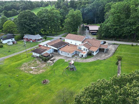 2nd image of 246 Kelly Rd