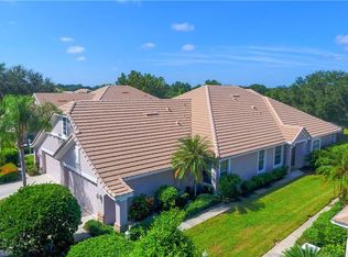 8326 Tartan Fields Cir, Lakewood Ranch, FL 34202