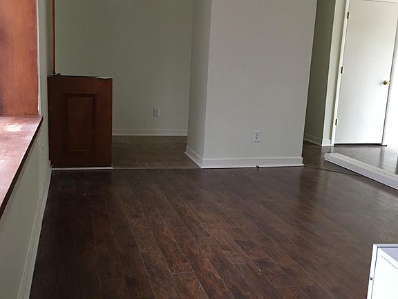 4th image of 2701 Eastover Ct