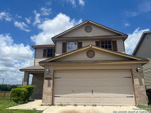 3 bed, 2.5 bath, 1808 sqft, $1,650 — Photo 1