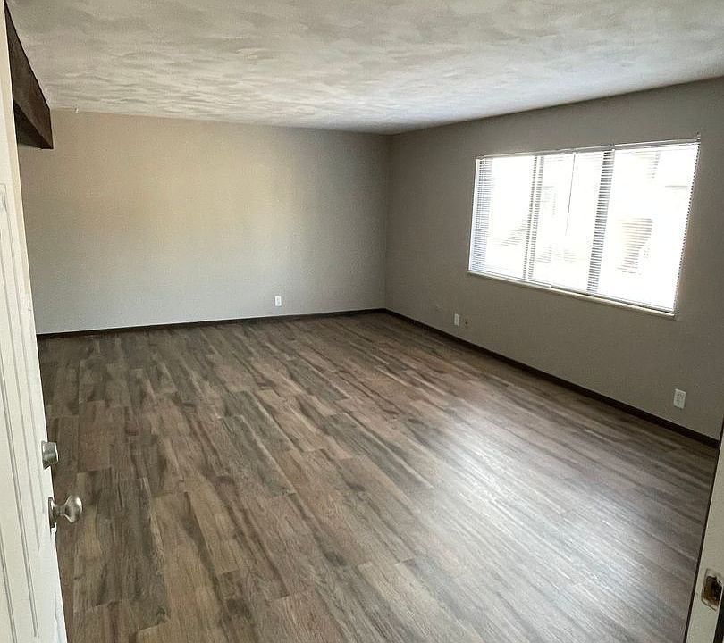 1st image of 219 Freedom Dr #217-J
